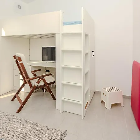 House Stjepanovic *